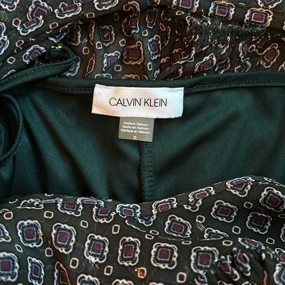 Calvin Klein midi geometric dress with black belt.  Size 8.  New with tags. - Picture 4 of 4